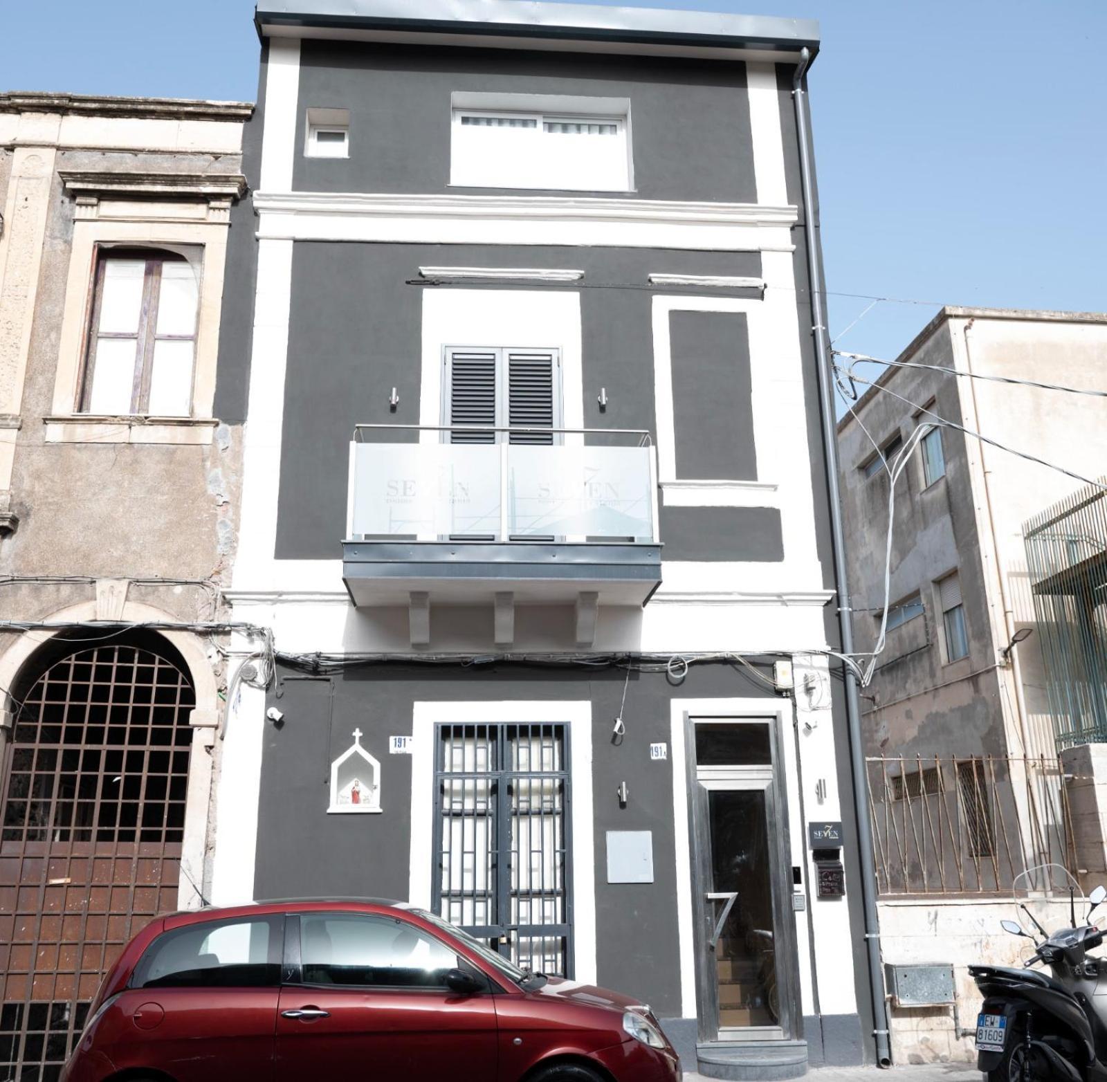 Seven7 Rooms Catania Exterior photo